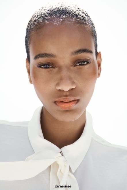 Zara vêtements P66V381 femmes chemise à col nœud et boutons perlés écru