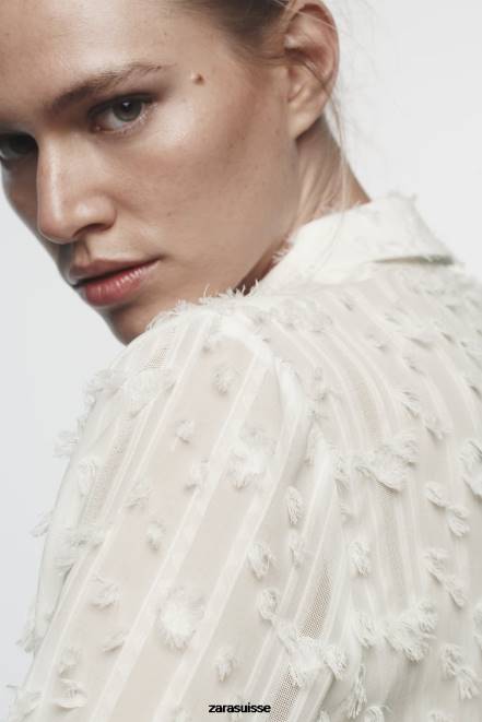 Zara vêtements P66V437 femmes chemise effilochée blanc