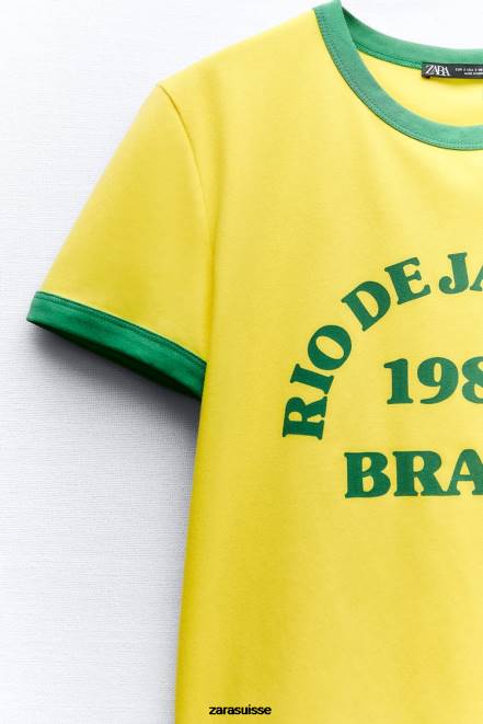 Zara vêtements P66V473 femmes t-shirt avec texte jaune