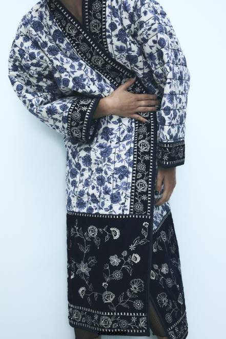 Zara vêtements P66V16 femmes kimono fleuri matelassé bleu
