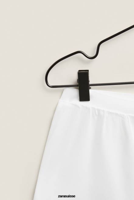 Zara vêtements P66V1811 femmes short doux au toucher blanc